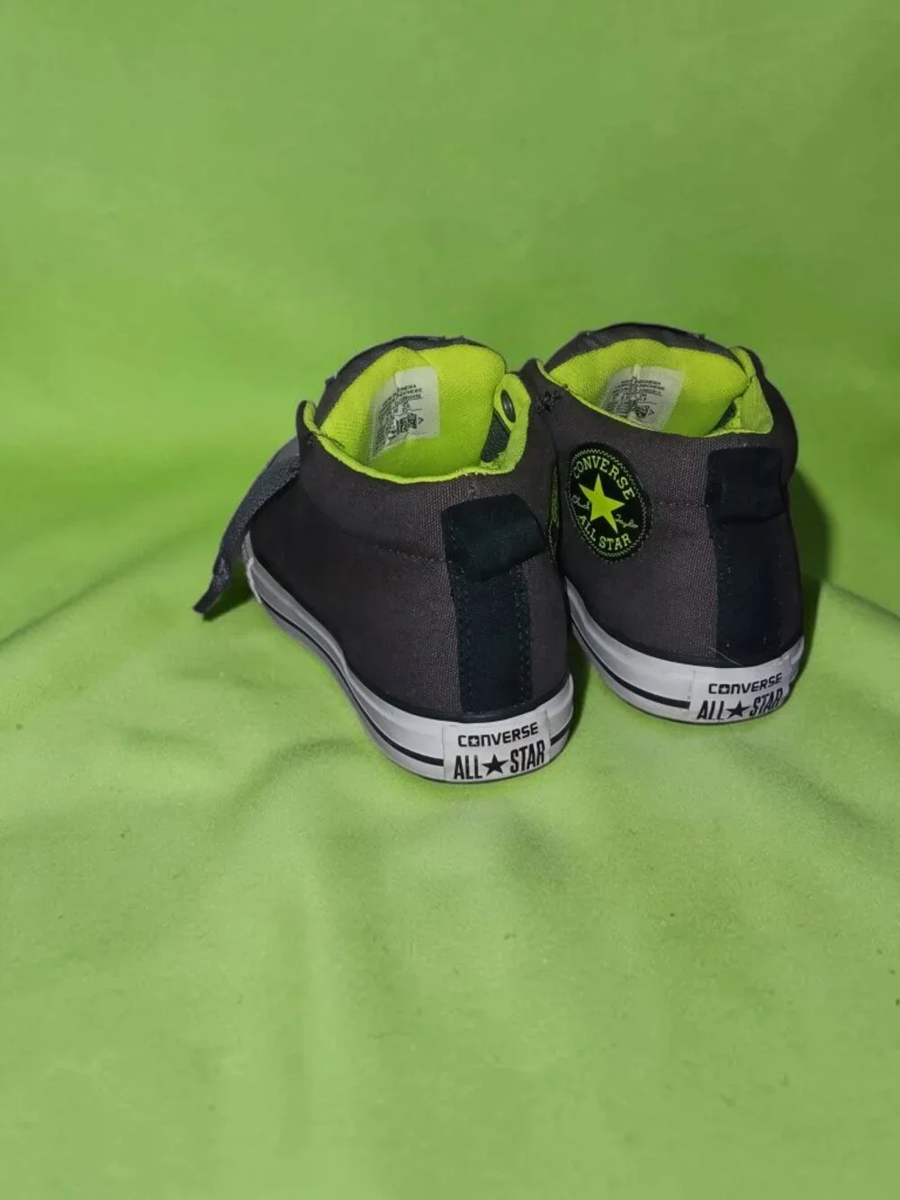Converse Chuck Taylor All Star Mid Top Sneakers